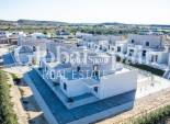 Nueva construcción  - CASA -
BAÑOS Y MENDIGO - Altaona Golf