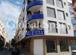 Wiederverkauf - WOHNUNG -
TORREVIEJA - CENTRE PLAYA DEL CURA LAS PISCINAS