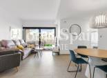 Revente - APPARTEMENT -
ORIHUELA - Inland