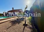 Wederverkoop - VILLA -
AVILESES - Inland