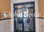 Revente - APPARTEMENT -
TORREVIEJA - Estacion de autobuses