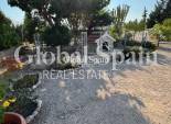 Wederverkoop - VILLA -
ALBATERA - Partida Lomas