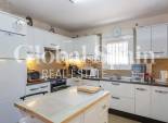Wederverkoop - VILLA -
TORREVIEJA - LOS BALCONES - LOS ALTOS