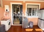 Resale - HOUSE -
TORREVIEJA - El limonar