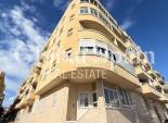 Venta - APARTAMENTO -
TORREVIEJA - Playa del Cura