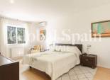 Resale - VILLA -
SAN VICENTE DEL RASPEIG - Inland