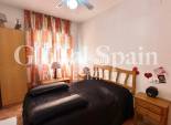 Venta - APARTAMENTO -
TORREVIEJA - Center