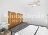Resale - APARTMENT -
TORREVIEJA - Puerto