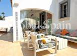 Odsprzedaż - WILLA  -
ORIHUELA COSTA - 