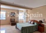 Resale - HOUSE -
TORREVIEJA - Torrevieja