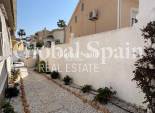 Wederverkoop - VILLA -
ROJALES - Costa Blanca