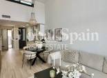 Odsprzedaż - WILLA  -
ORIHUELA COSTA - 