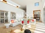 Neubau - VILLA -
CASARES - Pedregales