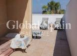 Odsprzedaż - WILLA  -
TORREVIEJA - 