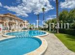 Wederverkoop - HUIS -
ORIHUELA COSTA - La Zenia