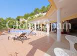 Resale - VILLA -
CALLOSA D'EN SARRIÀ - Costa Blanca