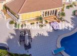 Resale - VILLA -
CABO ROIG - MUY CERCA DE LA PLAYA