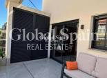 Revente - PENTHOUSE -
TORREVIEJA - Las Piscinas Naturales