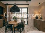 Revente - APPARTEMENT -
TORREVIEJA - Las Piscinas Naturales