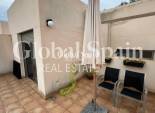 Resale - HOUSE -
TORREVIEJA - Punta Prima