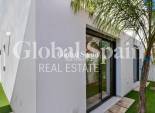 Neubau - VILLA -
SAN JAVIER - Parque del doce