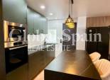 Wiederverkauf - WOHNUNG -
TORREVIEJA - Playa del Cura