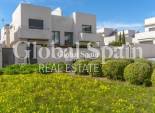 Resale - APARTMENT -
ORIHUELA - Inland