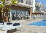 Revente - VILLA -
VILLAMARTÍN - Villamartin