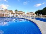 Wiederverkauf - WOHNUNG -
TORREVIEJA - Torreblanca