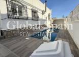 Resale - VILLA -
VILLAMARTÍN - Costa Blanca