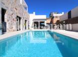 Venta - VILLA -
ALGORFA - La Finca Golf Resort
