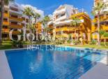 Resale - APARTMENT -
TORREVIEJA - Punta Prima