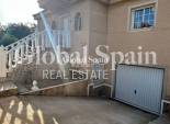 Wederverkoop - VILLA -
TORREVIEJA - Aguas Nuevas