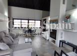 Wederverkoop - VILLA -
PERALEJA GOLF - Inland