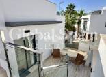 Odsprzedaż - WILLA  -
ORIHUELA COSTA - 