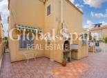 Resale - VILLA -
TORREVIEJA - Torretas