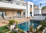Wederverkoop - VILLA -
ROJALES - Costa Blanca