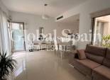 Revente - MAISON -
TORREVIEJA - Punta Prima