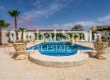Revente - VILLA -
GEA Y TRUYOLS - Inland