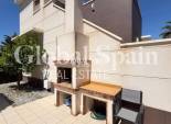 Wederverkoop - VILLA -
CIUDAD QUESADA