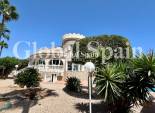 Resale - VILLA -
CIUDAD QUESADA