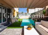 Resale - VILLA -
LOS MONTESINOS - La Herrada