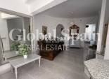 Revente - VILLA -
ORIHUELA - Inland