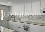 Wederverkoop - APPARTEMENT -
TORREVIEJA - Aguas Nuevas