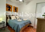 Wiederverkauf - WOHNUNG -
TORREVIEJA - Playa del Cura