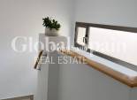 Resale - HOUSE -
TORREVIEJA - Punta Prima