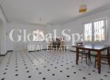 Revente - VILLA -
TORREVIEJA - La Siesta - El Salado - Torreta
