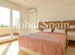 Odsprzedaż - PENTHOUSE -
TORREVIEJA - Punta Prima