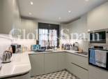Wederverkoop - VILLA -
BIGASTRO - Inland