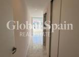 Wederverkoop - APPARTEMENT -
TORREVIEJA - Playa del Acequión